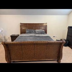 King Size Bed Frame And Pillowtop Mattress/boxspring