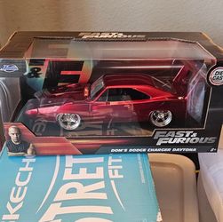 Escala 1.24 FURIOUS dodge charger