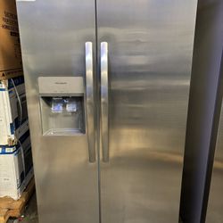 New Frigidaire 36” 25.6 Cu Ft Side By Side Refrigerator 