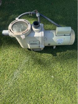 Excellent Pentair WhisperFlo High Performance Pool Pump - Excellent Working Condition This reliable and quiet Pentair WhisperFlo pool pump delivers po