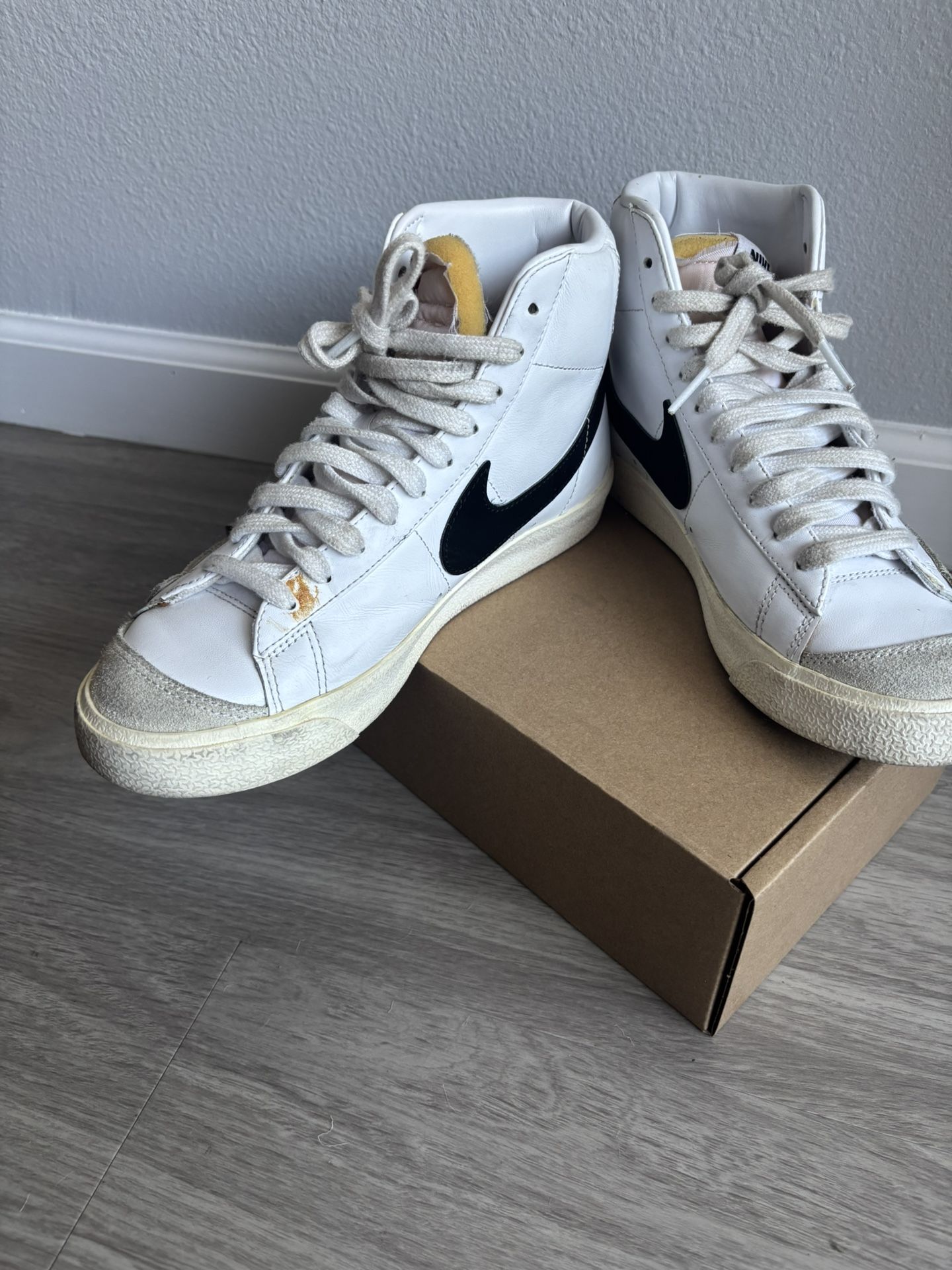 Nike Blazer Mid ’77 Vintage – Size 9