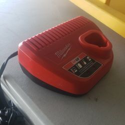 Milwaukee M 12 Charger 10 Bucks