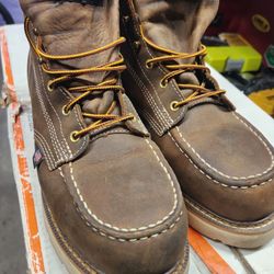 Thorogood Work Boots Size 11 Mens