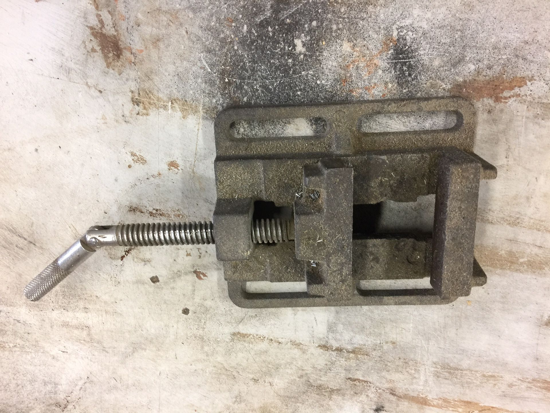 Drill press vise