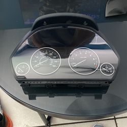 Bmw F32 Clouster