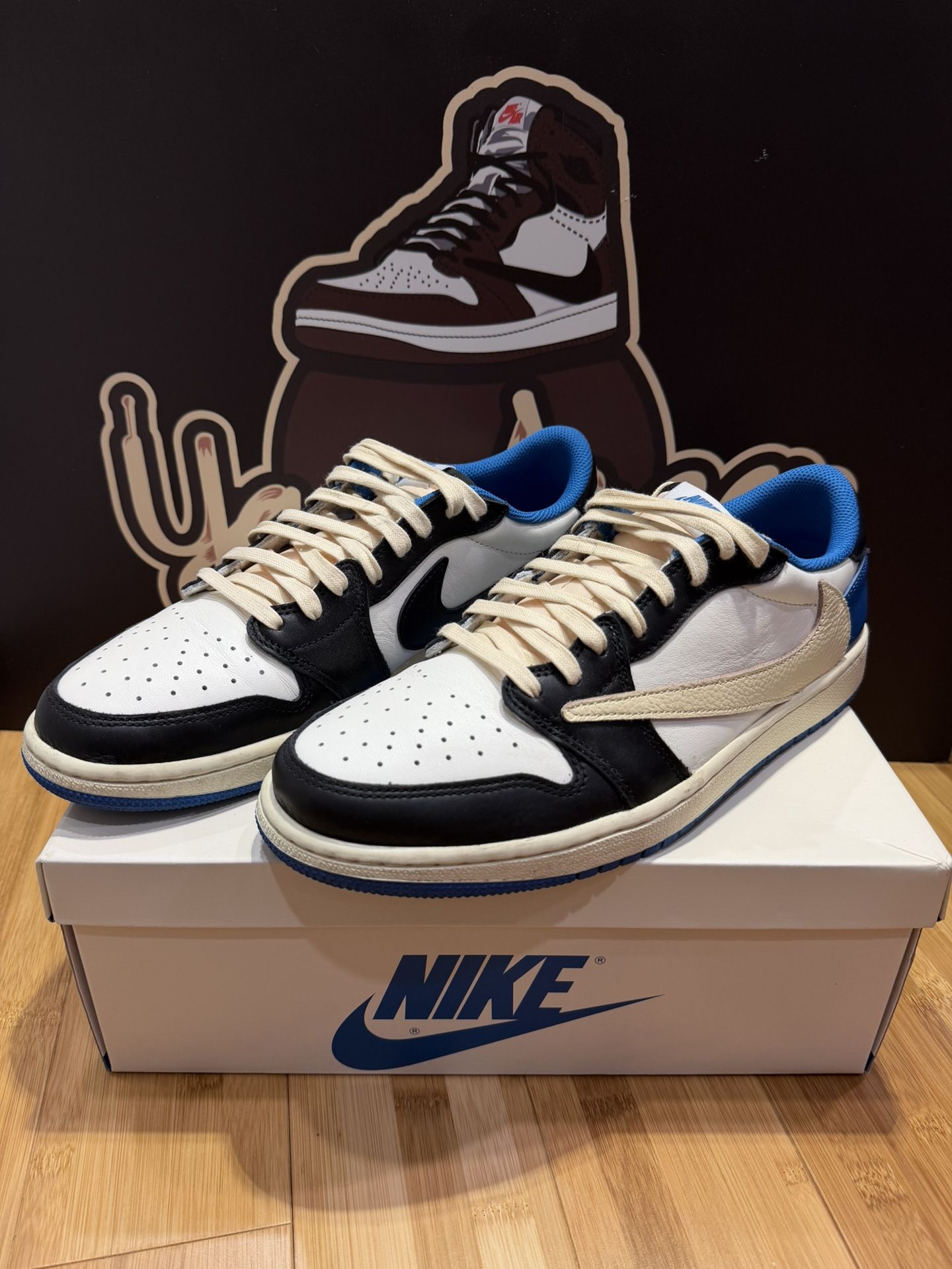 Jordan 1 Low Travis Scott Fragment