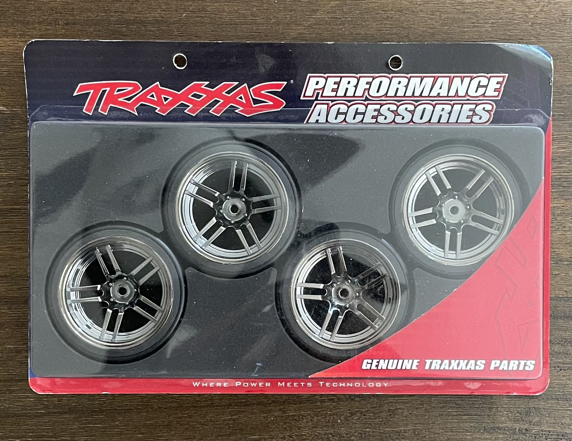 Traxxas Drift Tire/Rim Set ~ RC Car ~ Part 8378 ~ Brand New 