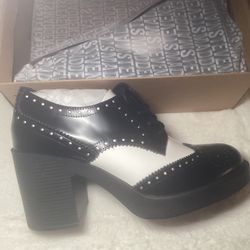 Steve Madden Oxford Heels
