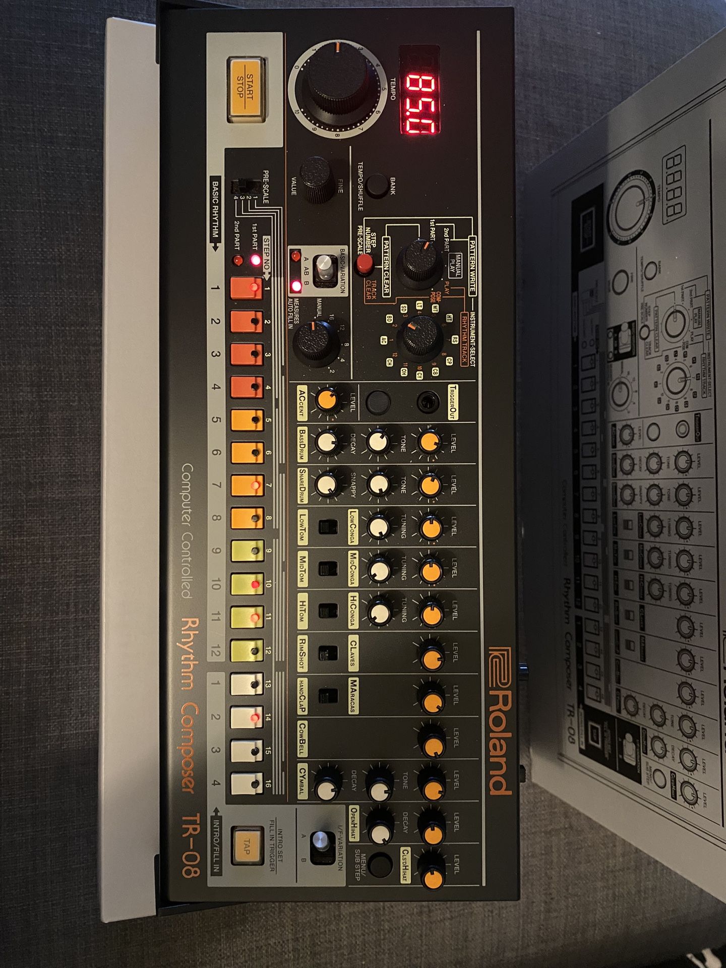 Roland TR-08