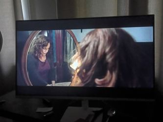 Like new Samsung Smart Monitor / Smart TV with Samsung TV included and remote