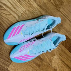 Adidas Messi Pro cleats men’s size 9.5