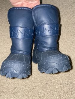 Brand New Stride Rite Snow Rain  Boots 8M