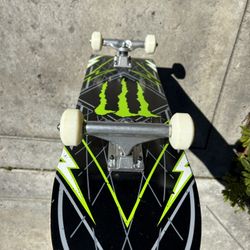 Skateboard Monster 