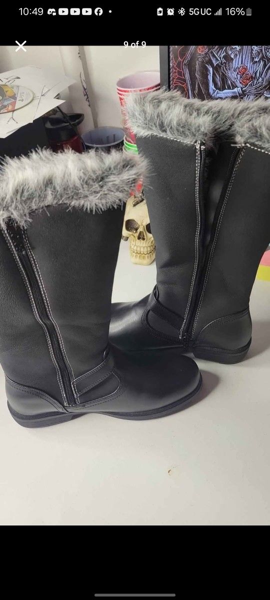 Women's Totes Winter Boots Size 9M