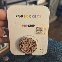 Pop socket