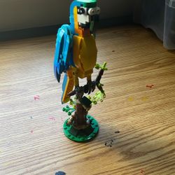 Lego Parrot 