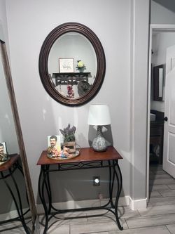 Table & mirror