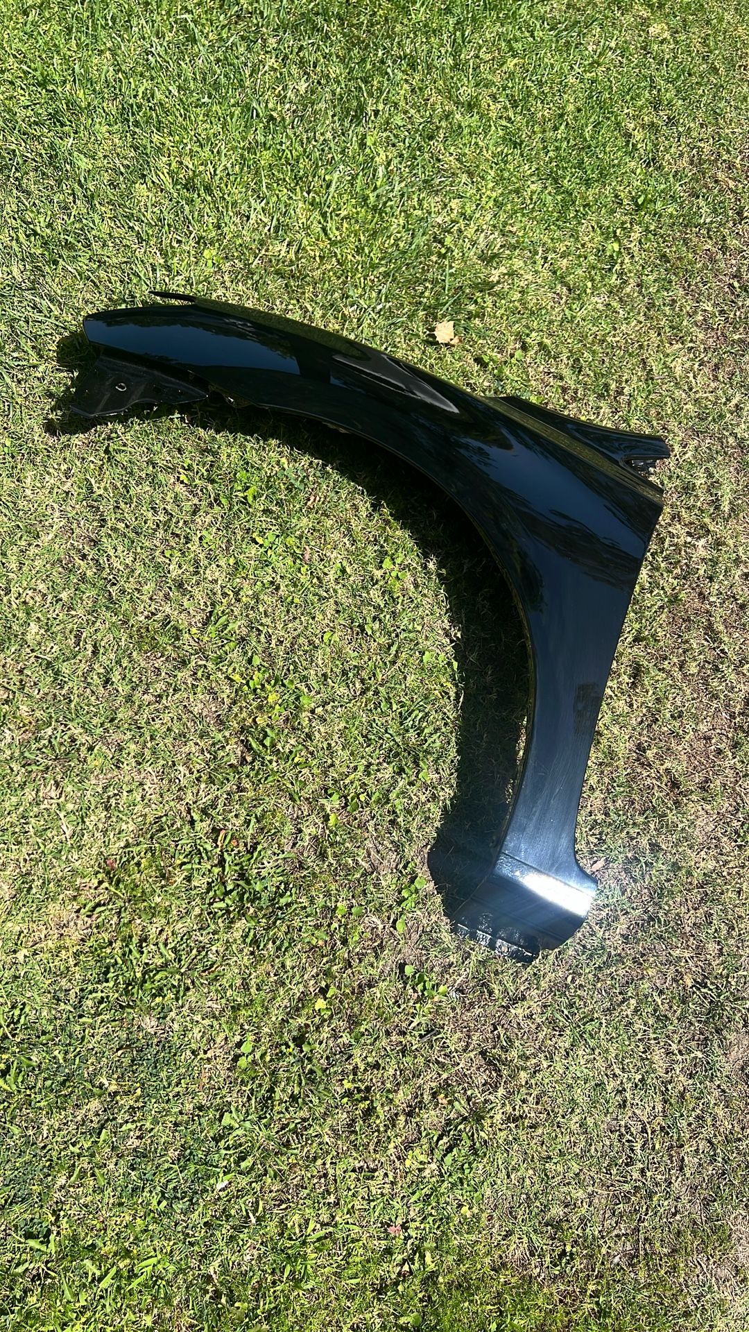 2015 Nissan Sentra Left fender