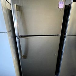 GE Refrigerator 