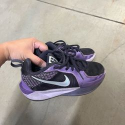 Nike Sabrina 2 Youth Basketball Shoes 1.5Y