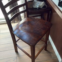 2 Chairs 