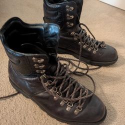 Gucci Men's Leather Hiking Boots – Made in Italy – Size 9 US
