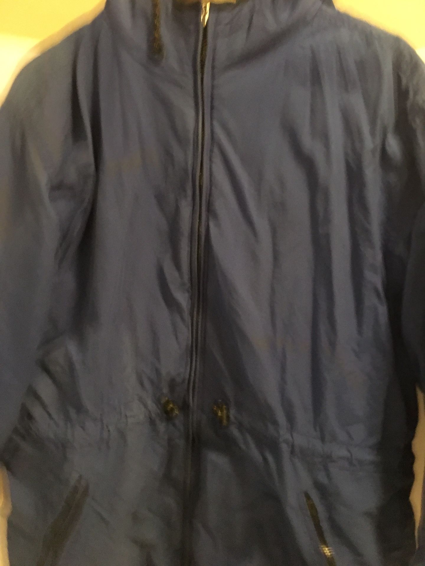 Pacific Trail Mens Jacket/Windbreaker Size medium full zip pockets hooded in very good condition