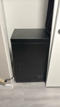 Freezer small black