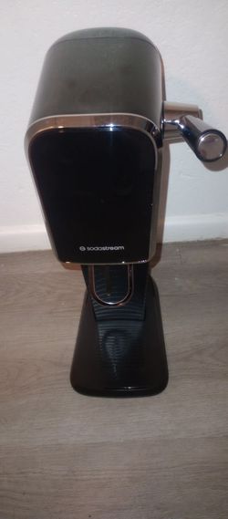 Sodastream Art sparkling water maker