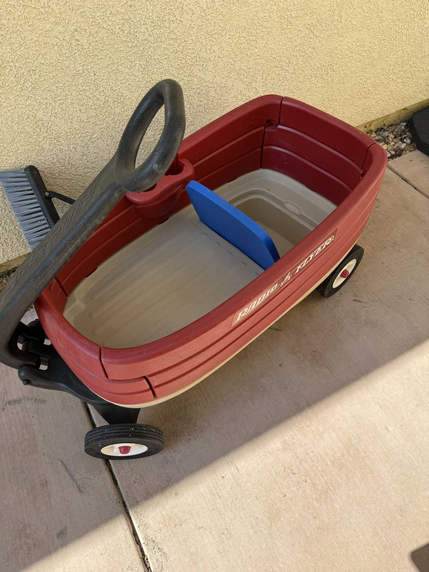 Radio Flyer Wagon