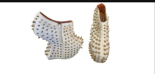 Jeffrey Campbell White Gold Spike Studded Ankle Boots – Women's Size 10