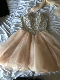 Formal/Prom dress for sale. size M/8-10.