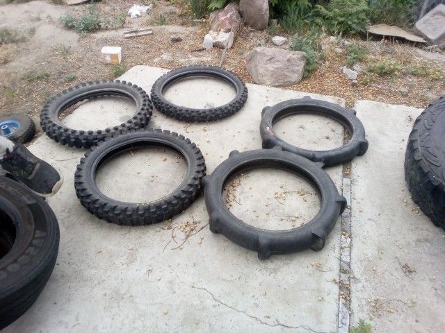 4- 19" Dirt Bike Tires & 2 18" Sand Paddles