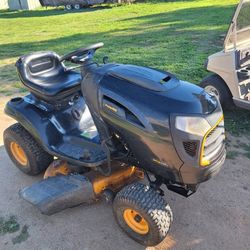RIDING LAWNMOWER GAS POWERED POULON PRO