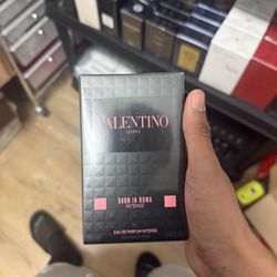 Valentino OUMO Born in roma Intense 