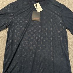 LV T-Shirt. Brand New. Size M