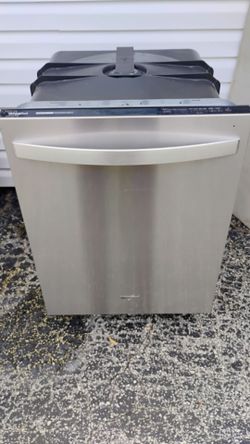 Whirlpool Dishwasher