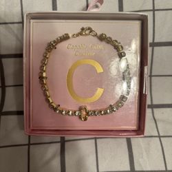 Letter C bracelet 