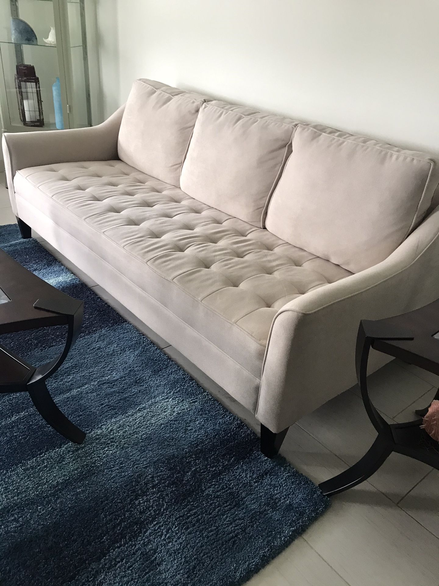 Havertys 76 inch matching couch and chair for Sale in Fort Pierce, FL