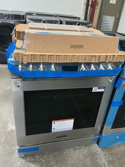 Frigidaire PCFG3080AF Gas Range (Open Box / Scratch & Dent)