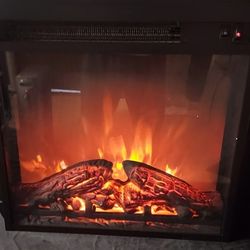 Brand New Realistic FLAMES & Logs 18" X 17.5" FIREPLACE HEATER INSERT $499 New BNIB Never Used 