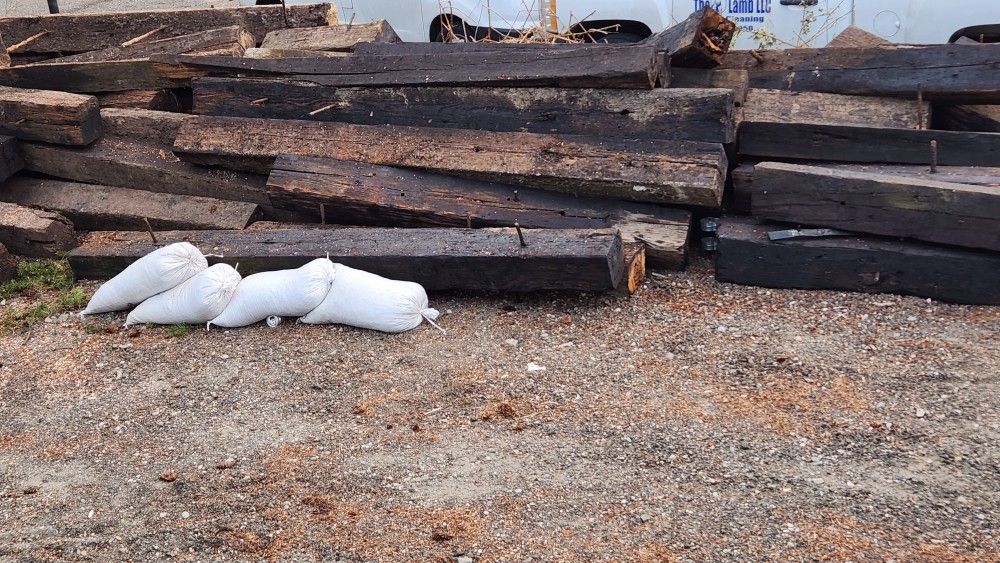 Free Railroad Ties till Monday for Sale in Federal Way, WA OfferUp
