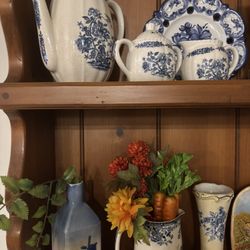3 Piece Blue And White Vintage Coffee Pot And Sugar And Creamer
