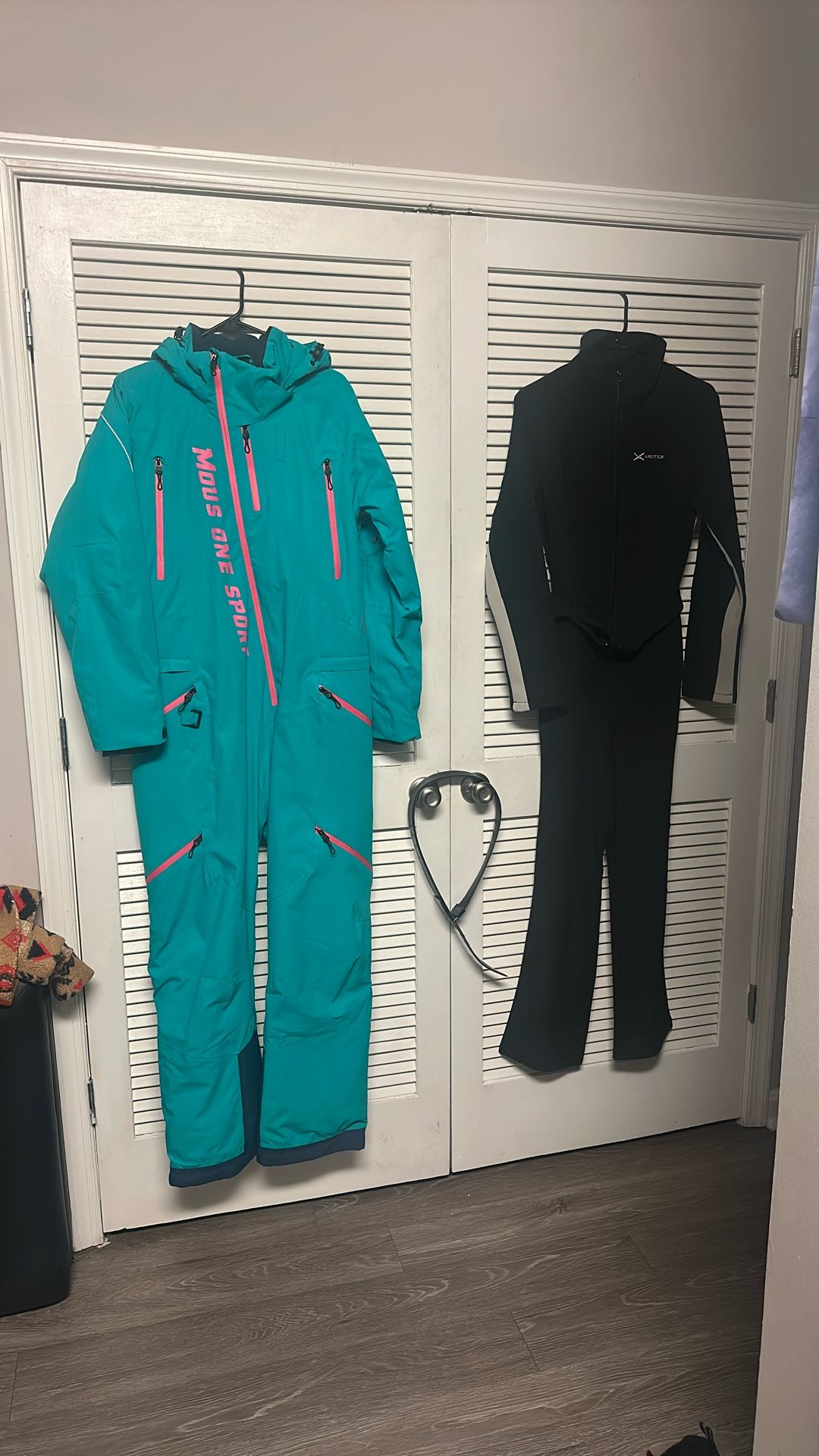 Women’s Snowsuits