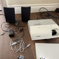 Epson PowerLite S5 3LCD Projector / speaker / control