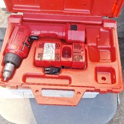 Cordless Drill And Whole Saw Kits 
