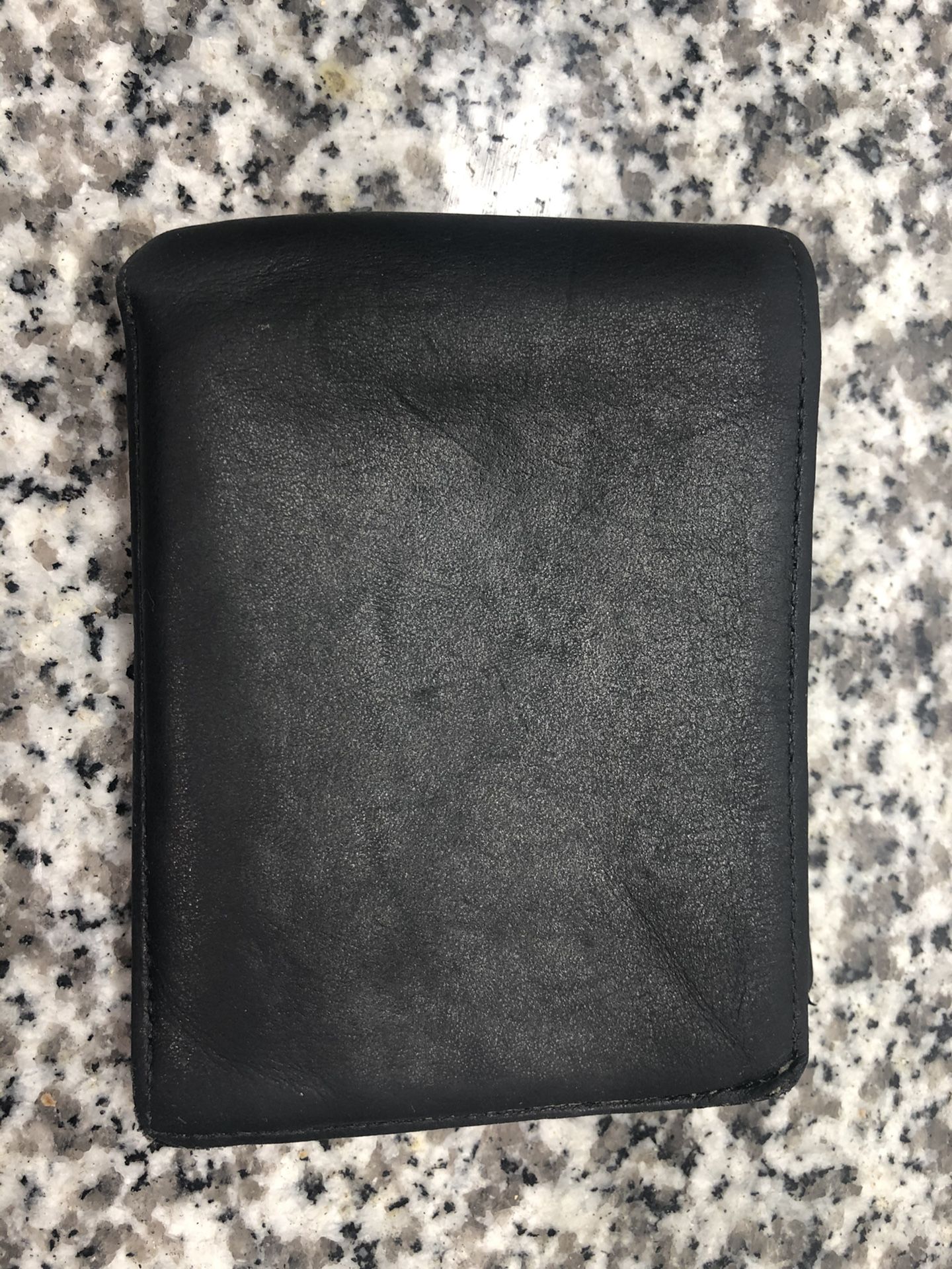 TUMI MENS BIFOLD BLACK LEATHER WALLET