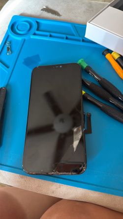 Screen and battery replacement