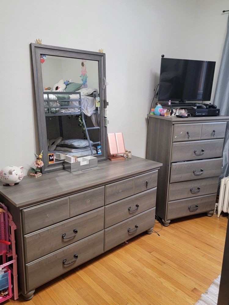 Dresser and Tall Dresser, No Mirror