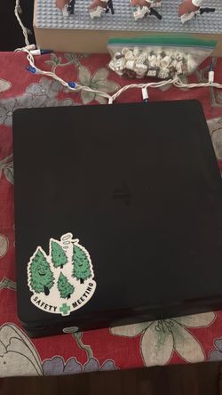 Playstation 4 with red dead and other games